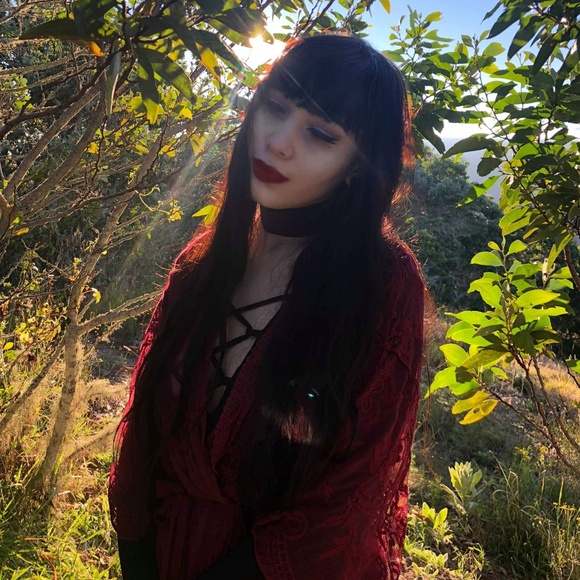 Meet your Posher, Sarah - Picture 5 of 5